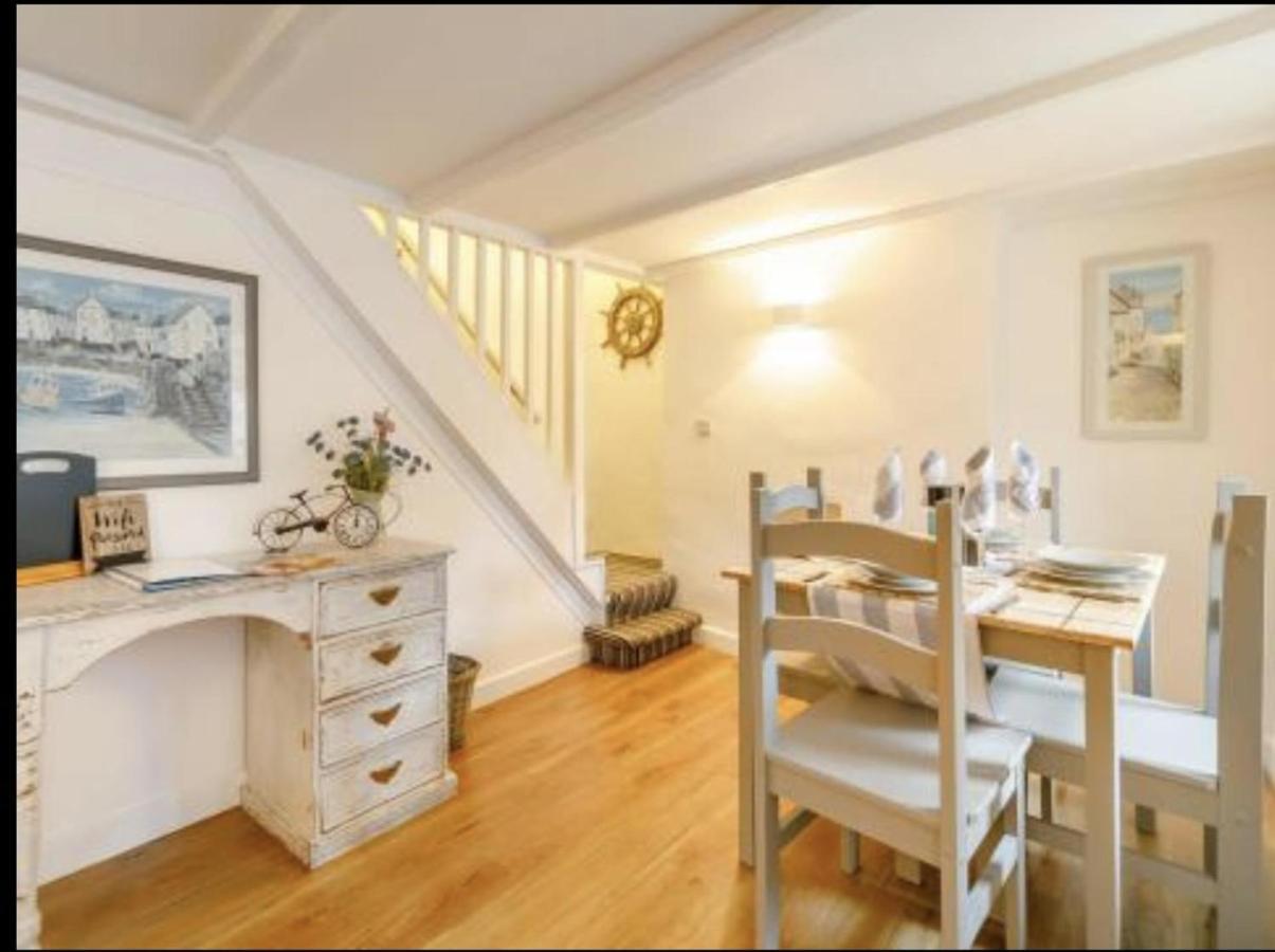 Charming 2-Bed Cottage In Wadebridge Cornwall ภายนอก รูปภาพ